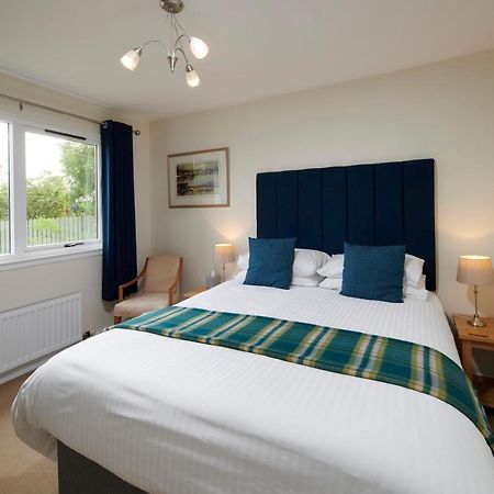 By The Brae Bed & Breakfast Inverness Exterior photo